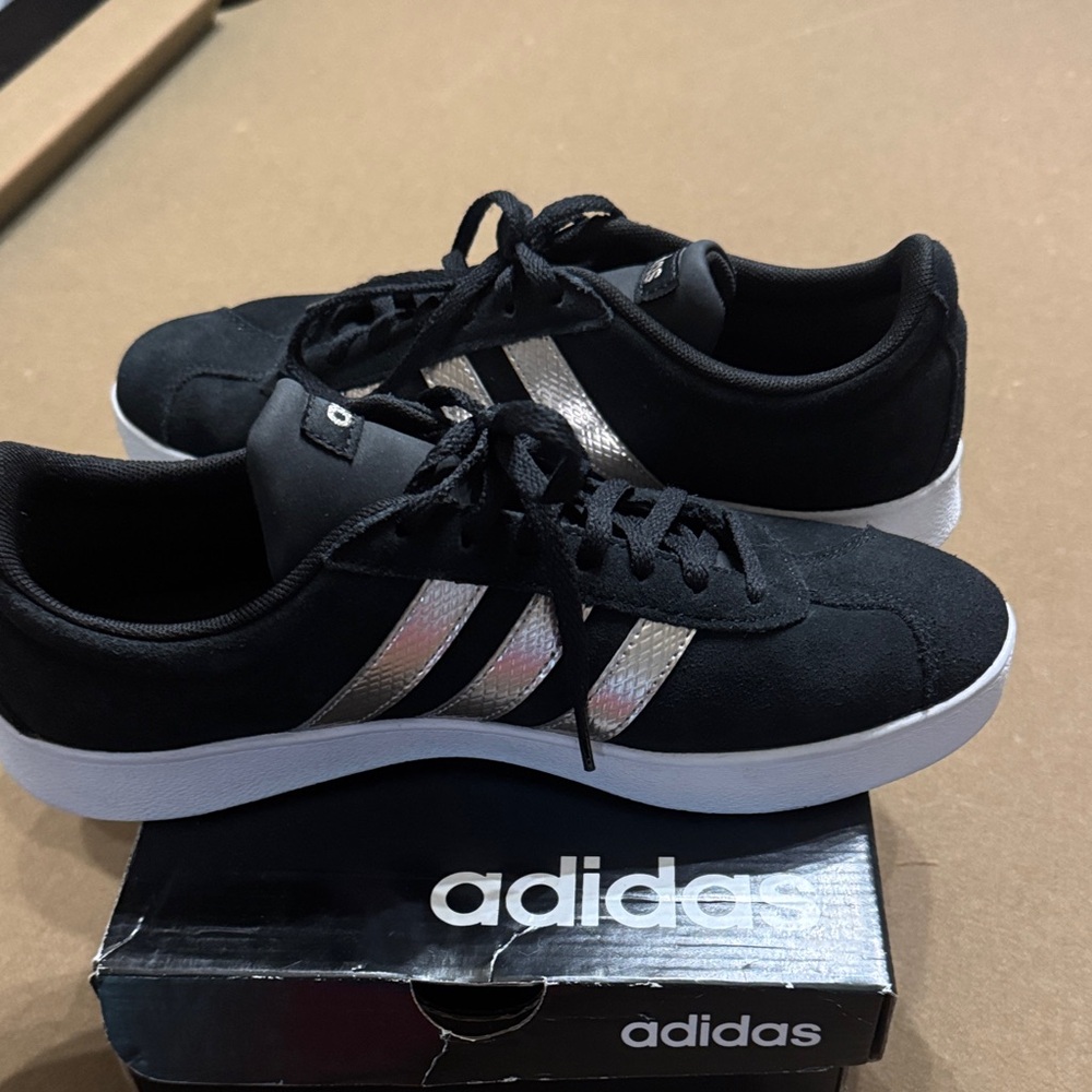 Adidas Women's Black and Silver Sneakers